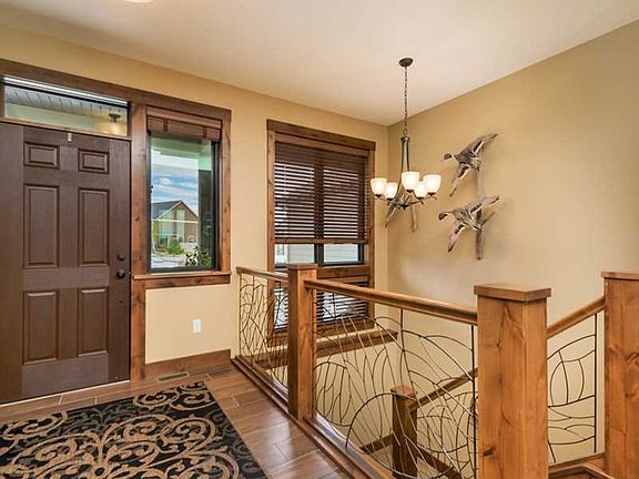 3rd image of 332 White Star Cir