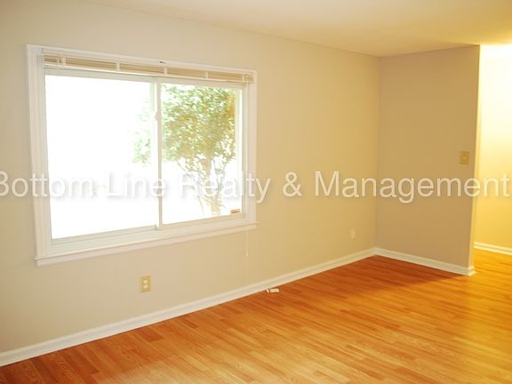 4th image of 6841 Cedarcreek Dr