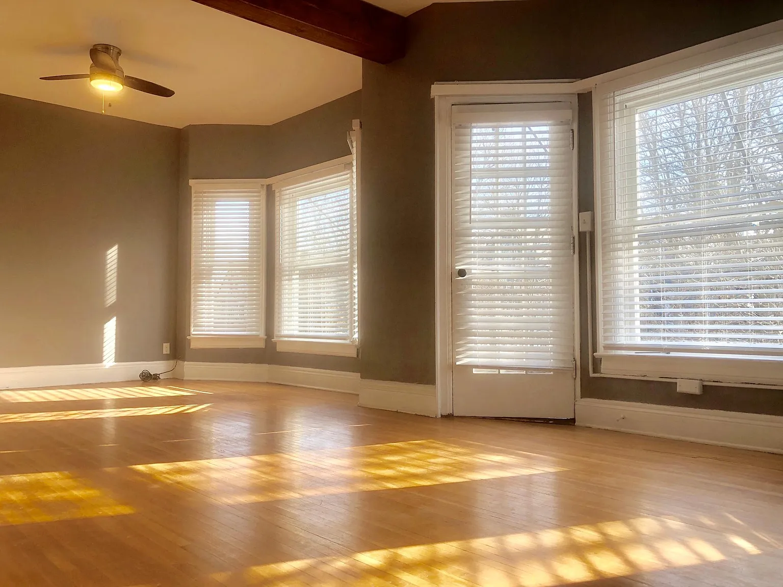 2 bed, $1,600 — Photo 1