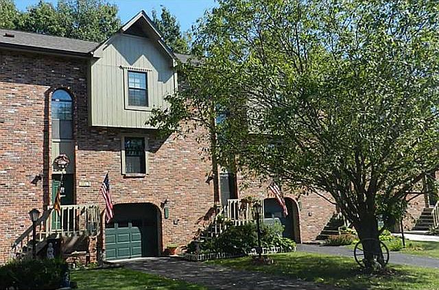 1st image of 621 Sunset Cir