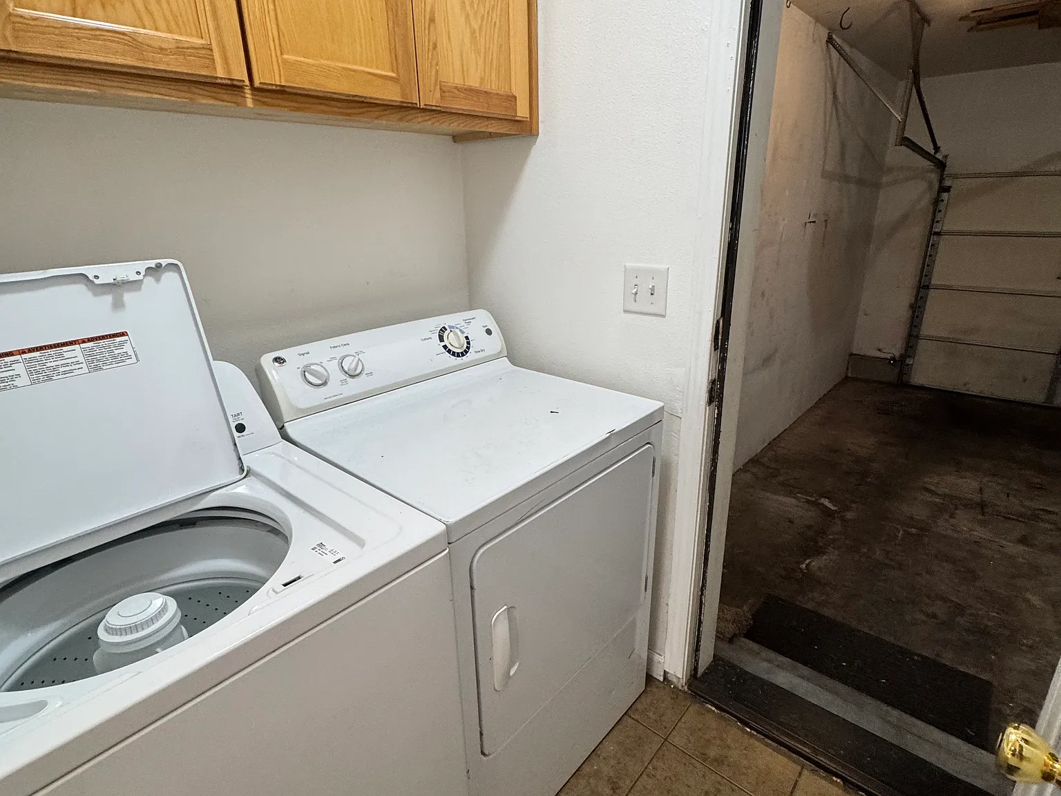 2 bed, 1.5 bath, 1200 sqft, $1,899 — Photo 4