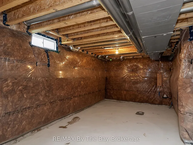 52 Amber Dr — Photo 48