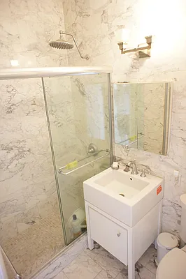 Sold by REGII | media 2