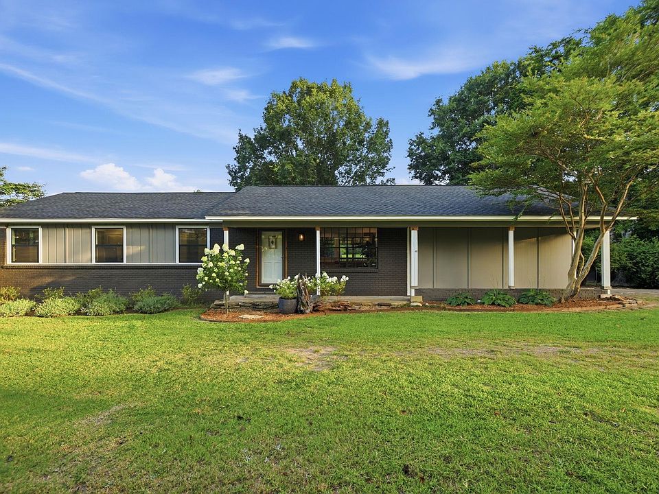 1st image of 5024 Jones Loop Rd