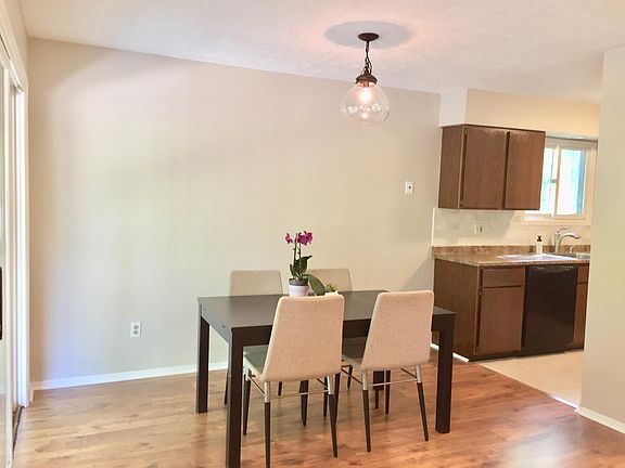 3rd image of 2495 Euclid Heights Blvd #13