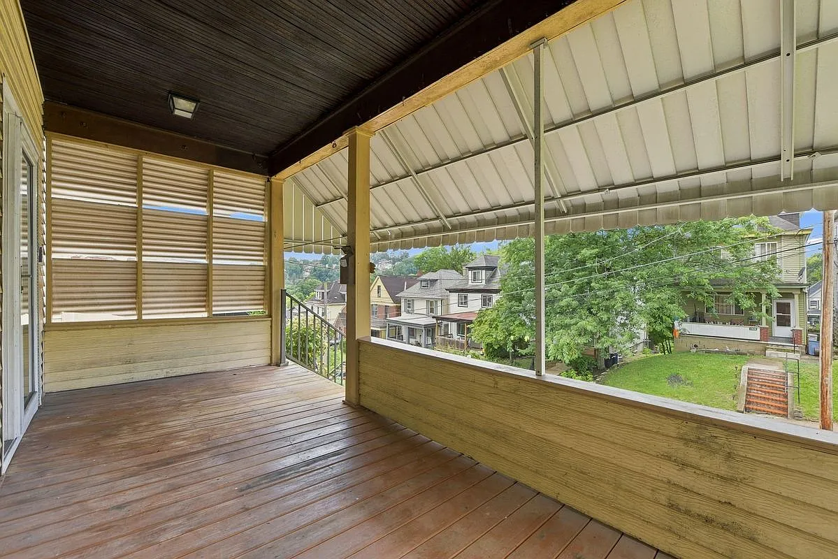 4 bed, 1.0 bath, 1786 sqft, $1,600 — Photo 2