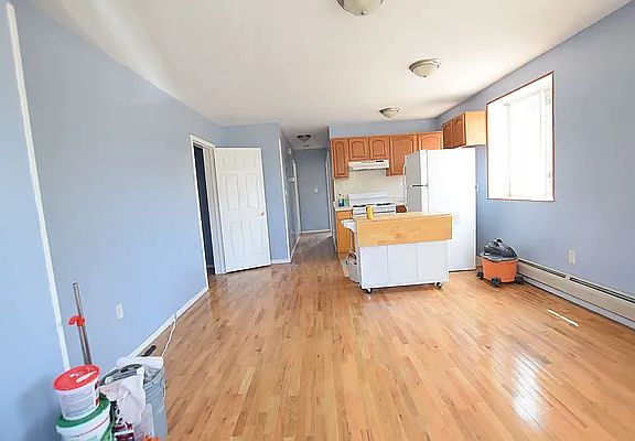 3rd image of 1122 Herkimer St #2F