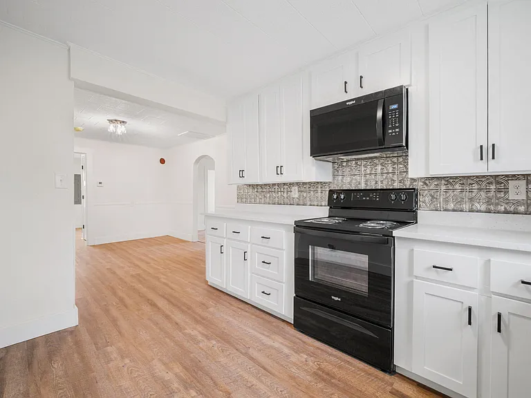 1003 Ross Rd — Photo 6