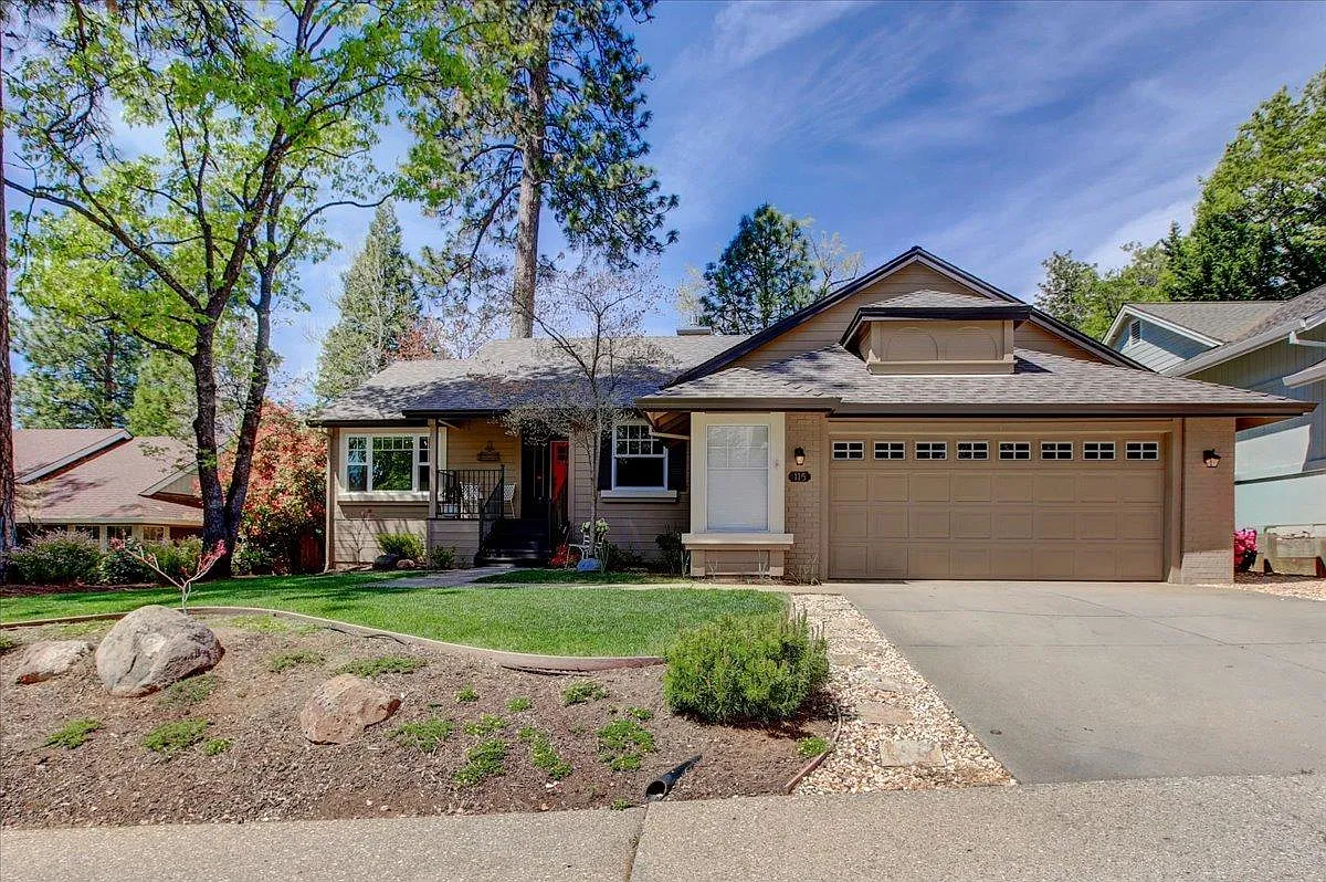115 Woodcrest Way photo 1