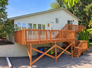 1715 SW Logan St, Portland, OR 97219