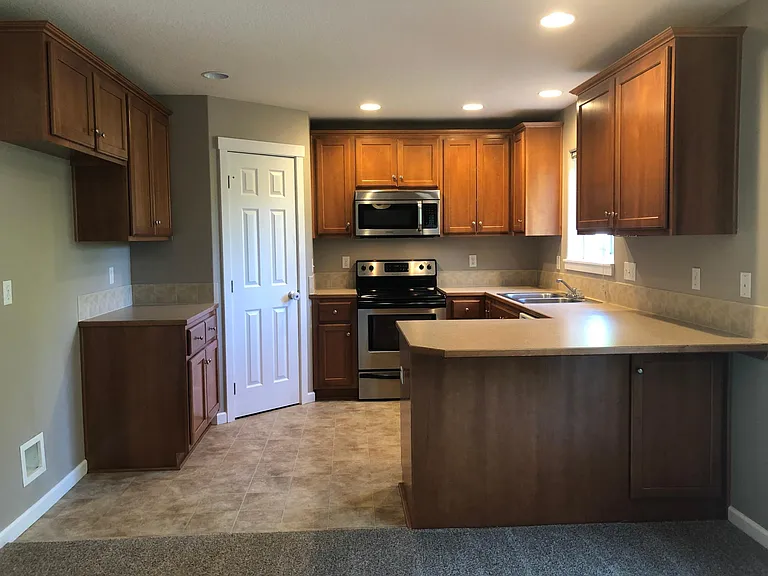 35641 Grassy Ln — Photo 2