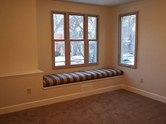 3rd image of 2059 Emerson St