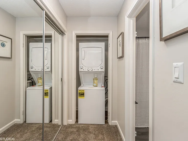 Kenilworth Apartments — Photo 4