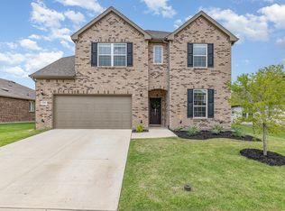 1517 Sawyer Dr, Aubrey, TX 76227