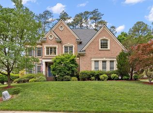400 Allenhurst Pl, Cary, NC 27518