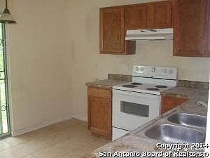 4th image of 601 NW 36th St