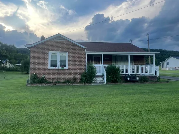 2415 Seneca Trl S, Peterstown, WV 24963