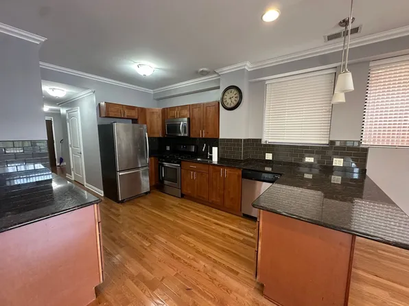 1334 W Morse Ave, Chicago, IL