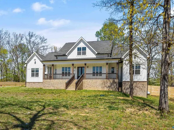 113 Hillsdale Dr, Gurley, AL 35748