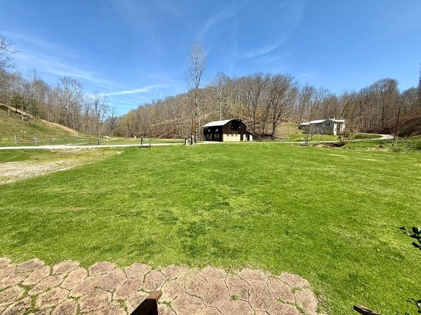 476 Samuel Grimm Rd, Pullman, WV 26421