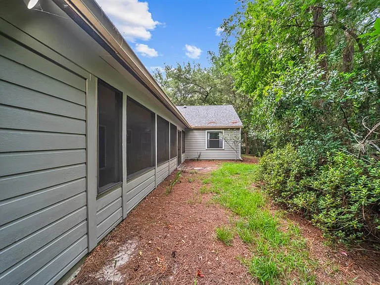 8025 SW 47th Ct — Photo 35