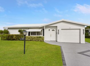 607 SW 8th Pl, Boynton Beach, FL 33426