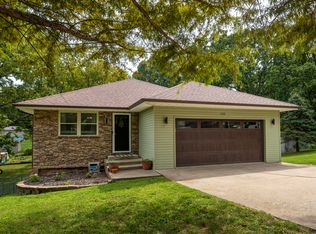 1402 S 11th St, Ozark, MO 65721