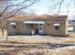 1813 N Hines Rd, Independence, MO 64058