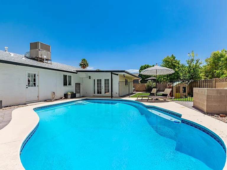 Sunny swimming pool (not heated)