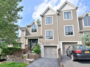 45 Mill Pond Rd #314, Woodland Park, NJ 07424
