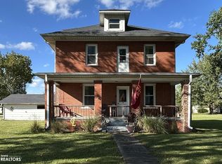 221 Chestnut St, Donnellson, IA 52625