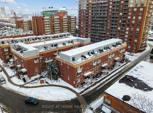 1 Ruttan St #112, Toronto, ON M6P0A1