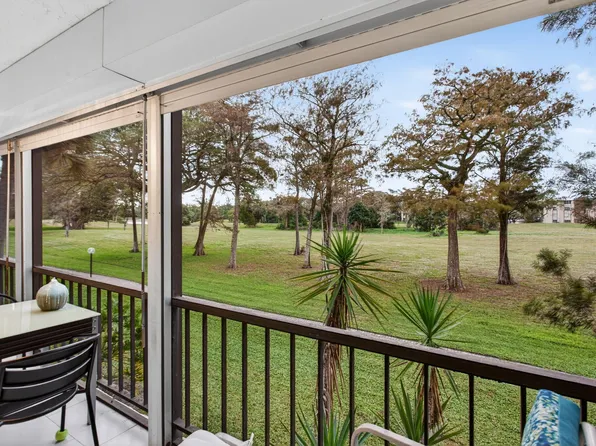 6080 NW 44th Street #214, Lauderhill, FL 33319