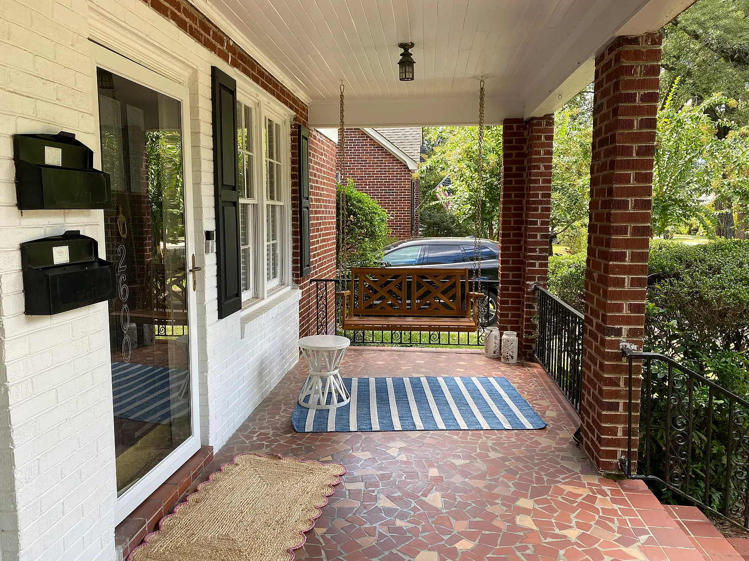 3 bed, 2.5 bath, 1500 sqft, $2,500 — Photo 2