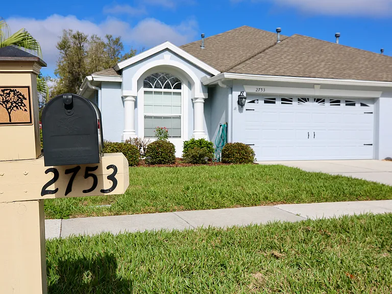 2753 Tanglewylde Dr — Photo 1