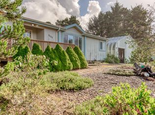 5155 SW Field Ave, Waldport, OR 97394