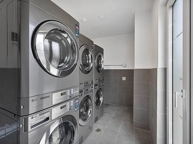 833 Maple St #5C — Photo 10