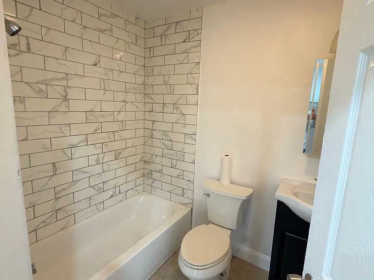 77 N 13th St #2 — Photo 6