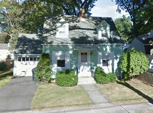 153 Groveland St, Springfield, MA 01108