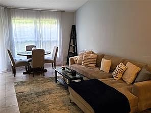 4th image of 7863 Sugar View Ct