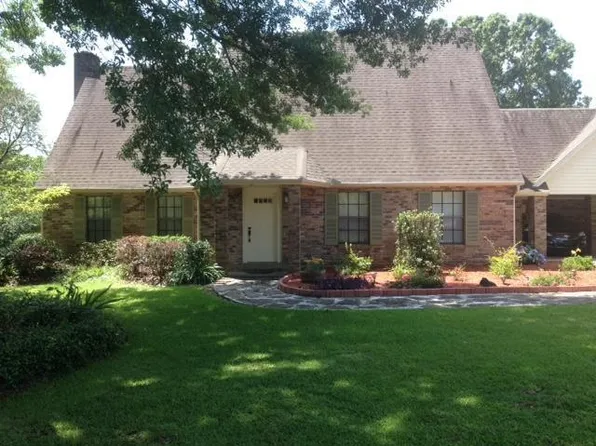 1901 Dr Beckcom Dr, Deridder, LA 70634