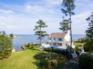 395 Gillim Rd, Deltaville, VA 23043