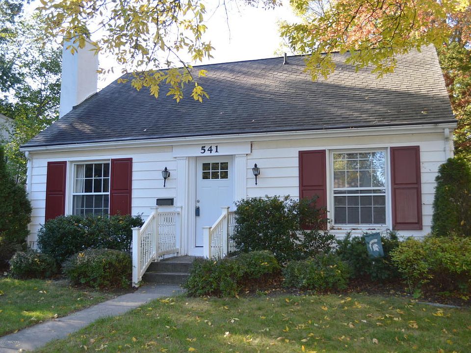 1st image of 541 Oakwood Dr
