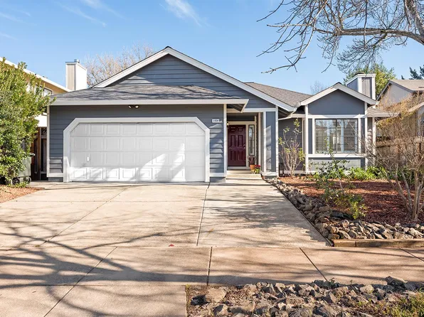 1934 Gambels Way, Santa Rosa, CA 95403