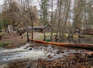 3356 Little Applegate Rd, Jacksonville, OR 97530