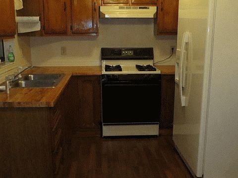 3rd image of 21223 SW Beach Blvd