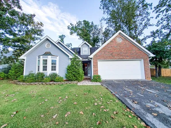 2316 Ashford Dr, Chattanooga, TN 37421