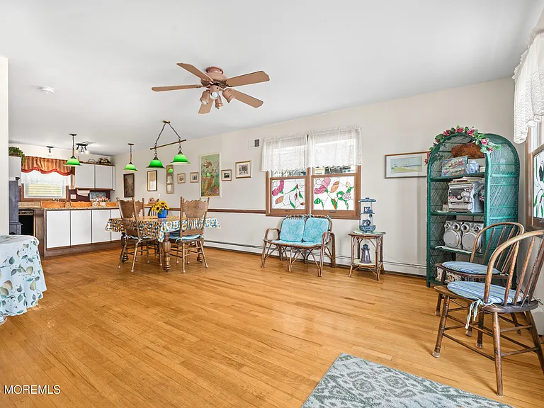 4 Webb Ave #SUMMER WEEKLY -C — Photo 19