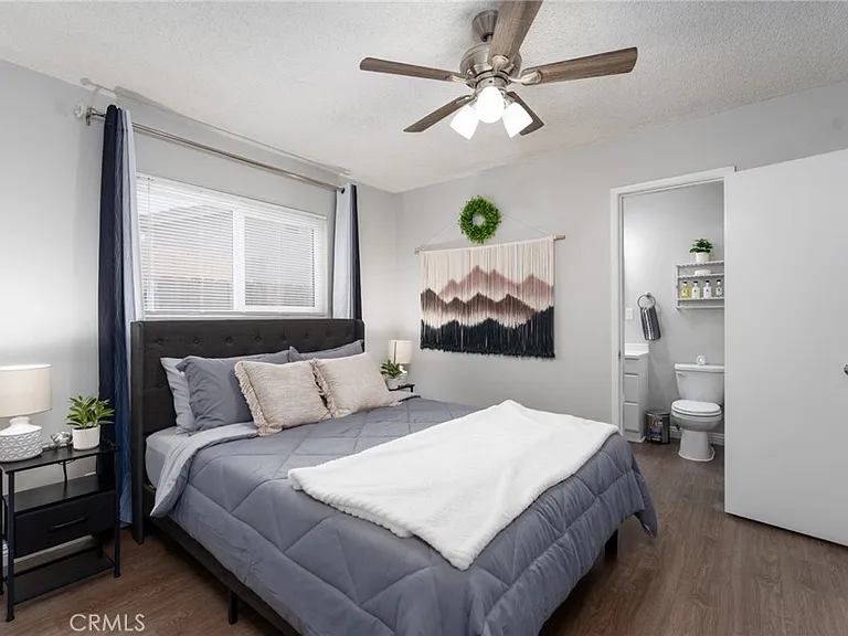 716 N Orange St — Photo 13