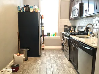 Rented by Sterea Agency